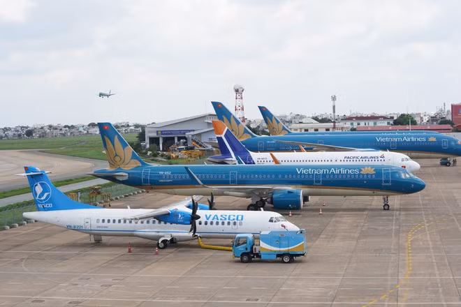 Aerolíneas vietnamitas aumentan simultáneamente vuelos internacionales ảnh 1