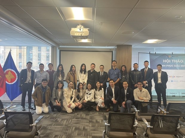 Jóvenes vietnamitas buscan oportunidades de empleos en el mundo ảnh 1 Jóvenes vietnamitas buscan oportunidades de empleos en el mundo ảnh 1