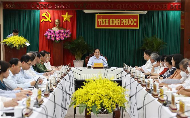 Primer ministro vietnamita insta a provincia de Binh Phuoc a promover industrialización ảnh 2 Primer ministro vietnamita insta a provincia de Binh Phuoc a promover industrialización ảnh 2