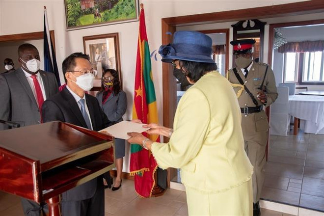Vietnam otorga gran importancia al desarrollo de relaciones con Granada ảnh 1 Vietnam otorga gran importancia al desarrollo de relaciones con Granada ảnh 1