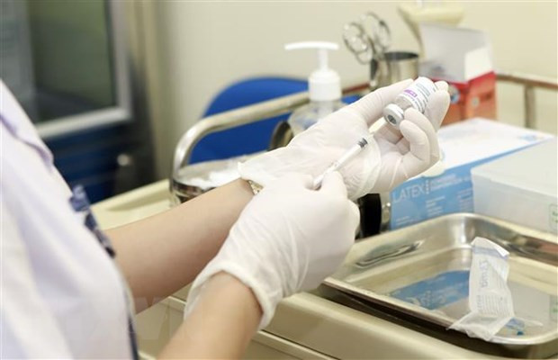 Piden estudiar la vacunación contra el COVID-19 para niños de tres a cinco años en Vietnam ảnh 1 Piden estudiar la vacunación contra el COVID-19 para niños de tres a cinco años en Vietnam ảnh 1