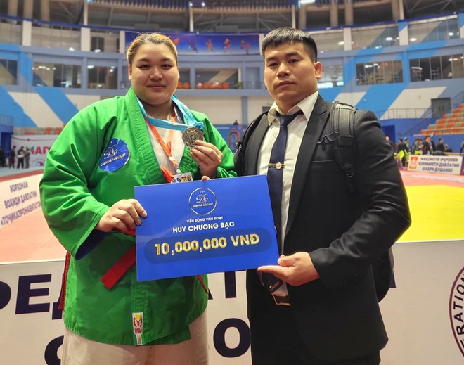 Vietnam triunfa en campeonato asiático de Kurash ảnh 2 Vietnam triunfa en campeonato asiático de Kurash ảnh 2
