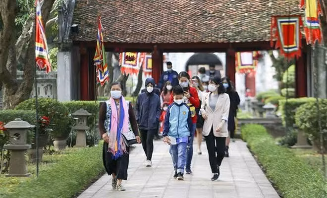 Aumenta llegada de visitantes a Hanoi en tres meses ảnh 1