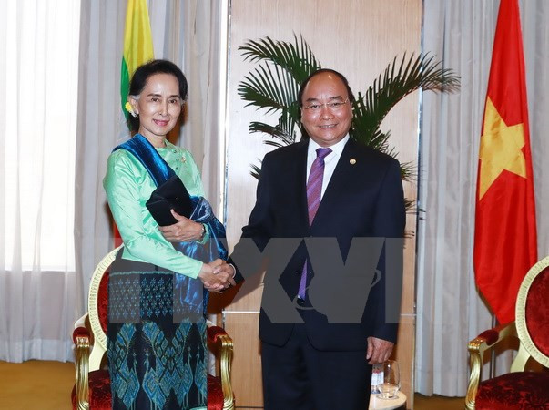 Vietnam y Myanmar robustecen lazos al margen del Cumbre ASEAN ảnh 1 Vietnam y Myanmar robustecen lazos al margen del Cumbre ASEAN ảnh 1