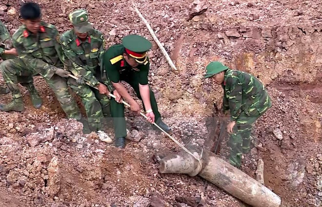 Detectan una bomba de 240 kilogramos en provincia centrovietnamita ảnh 1 Detectan una bomba de 240 kilogramos en provincia centrovietnamita ảnh 1