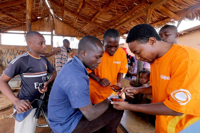 Viettel Global aspira a servir a 50 millones de clientes extranjeros en 2017 ảnh 1 Viettel Global aspira a servir a 50 millones de clientes extranjeros en 2017 ảnh 1