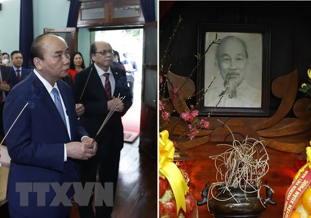 Jefe de Estado vietnamita rinde tributo al Presidente Ho Chi Minh ảnh 1 Jefe de Estado vietnamita rinde tributo al Presidente Ho Chi Minh ảnh 1