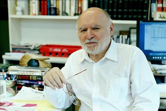 Fallece Victor Navasky, activista contra la guerra de Vietnam ảnh 1