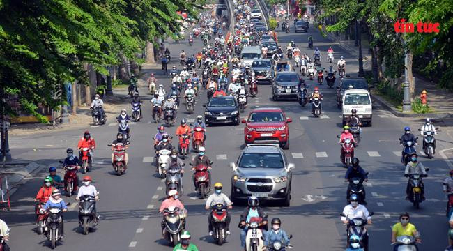 Aeropuertos vietnamitas reciben gran número de pasajeros en ocasión del Tet ảnh 1 Aeropuertos vietnamitas reciben gran número de pasajeros en ocasión del Tet ảnh 1