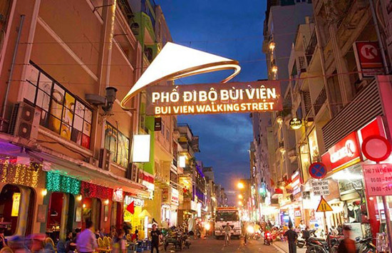 Calle de Bui Vien en Ciudad Ho Chi Minh, destino indispensable para mochileros ảnh 1 Calle de Bui Vien en Ciudad Ho Chi Minh, destino indispensable para mochileros ảnh 1