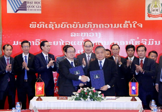 Universidades de Vietnam y Laos robustecen colaboración bilateral ảnh 1