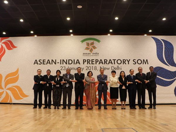 Altos funcionarios se preparan para cumbre conmemorativa ASEAN-India ảnh 1