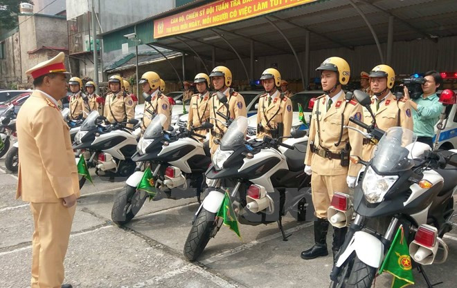 Hanoi intensifica control de orden social y seguridad durante Año Nuevo Lunar ảnh 1