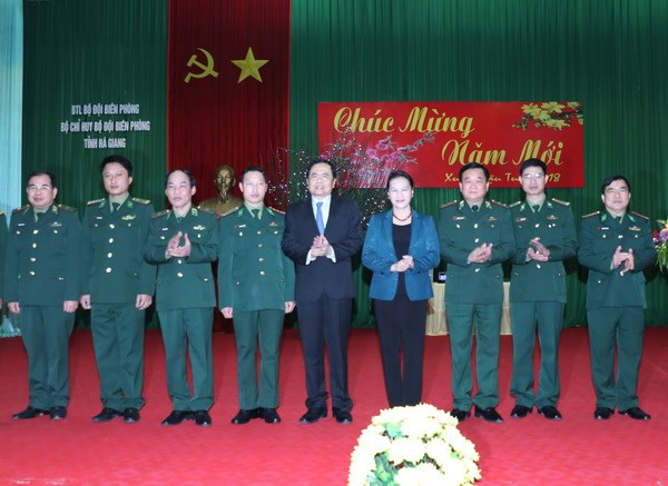 Presidenta del Parlamento resalta esfuerzos de guardia fronteriza de Ha Giang ảnh 1 Presidenta del Parlamento resalta esfuerzos de guardia fronteriza de Ha Giang ảnh 1