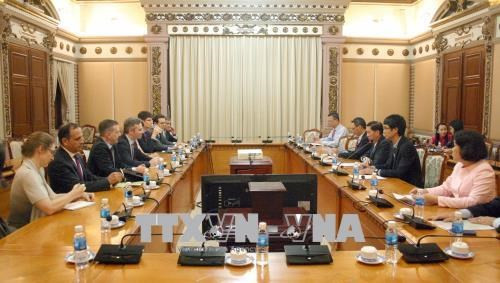 Ciudad Ho Chi Minh busca apoyo de Francia en educación y construcción de urbe inteligente ảnh 1 Ciudad Ho Chi Minh busca apoyo de Francia en educación y construcción de urbe inteligente ảnh 1
