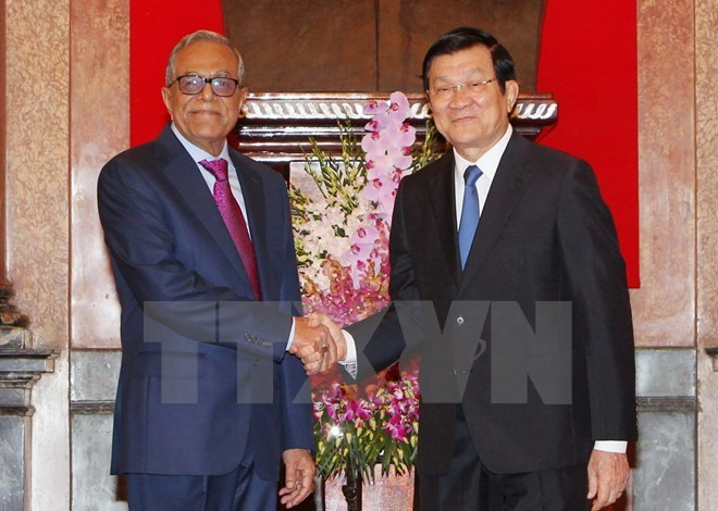 Presidente bangladesí concluye visita a Vietnam ảnh 1 Presidente bangladesí concluye visita a Vietnam ảnh 1