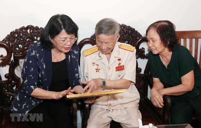 Destaca vicepresidenta vietnamita contribuciones de mártires ảnh 1 Destaca vicepresidenta vietnamita contribuciones de mártires ảnh 1