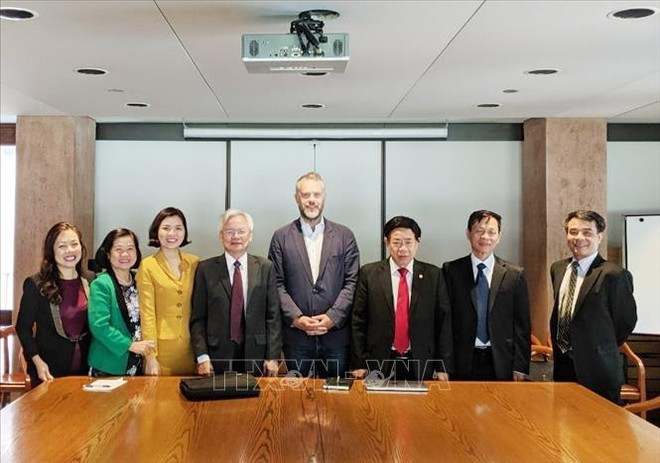 Comparten Vietnam y Canadá experiencias en gestión estatal ảnh 1 Comparten Vietnam y Canadá experiencias en gestión estatal ảnh 1