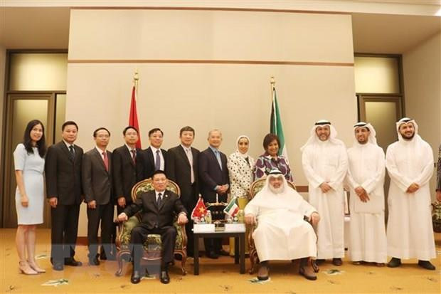 Vietnam preside 54 reunión de la Junta Directiva de ASOSAI en Kuwait ảnh 1