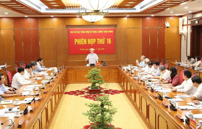 Vietnam se compromete a seguir con firmeza lucha anticorrupción ảnh 1 Vietnam se compromete a seguir con firmeza lucha anticorrupción ảnh 1