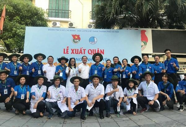 Participan jóvenes vietnamitas en actividades voluntarias en Laos ảnh 1 Participan jóvenes vietnamitas en actividades voluntarias en Laos ảnh 1