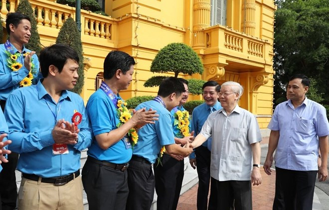 Máximo dirigente de Vietnam se reúne con representantes sindicales destacados ảnh 1 Máximo dirigente de Vietnam se reúne con representantes sindicales destacados ảnh 1