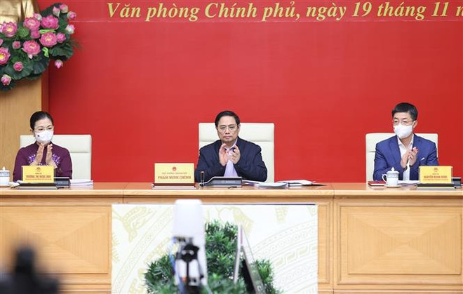 Primer ministro vietnamita dialoga con votantes de ciudad de Can Tho ảnh 1