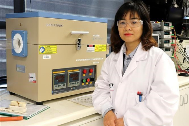 Honran a doctora vietnamita en Australia por fabricar materiales ignífugos ảnh 1