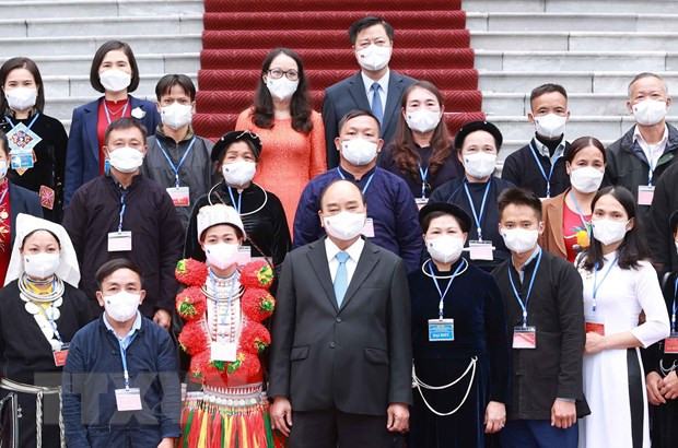 Presidente vietnamita destaca papel de personas prestigiosas ảnh 1