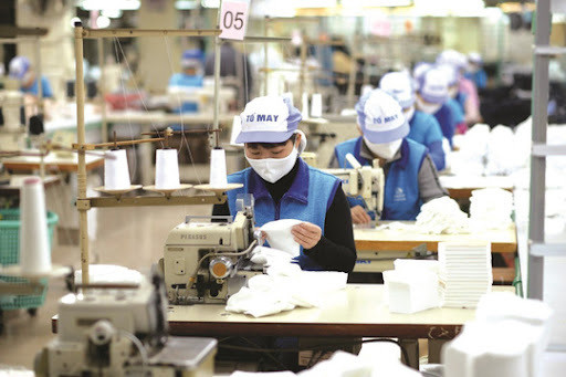 Industria auxiliar de Hanoi se adapta al contexto de la pandemia de COVID-19 ảnh 1 Industria auxiliar de Hanoi se adapta al contexto de la pandemia de COVID-19 ảnh 1