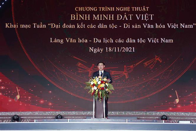 Presidente del Parlamento vietnamita afirma importancia de promover gran unidad nacional ảnh 2 Presidente del Parlamento vietnamita afirma importancia de promover gran unidad nacional ảnh 2