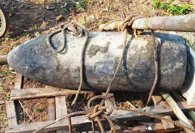 Detectan dos bombas remanentes de la guerra en provincia vietnamita ảnh 1 Detectan dos bombas remanentes de la guerra en provincia vietnamita ảnh 1