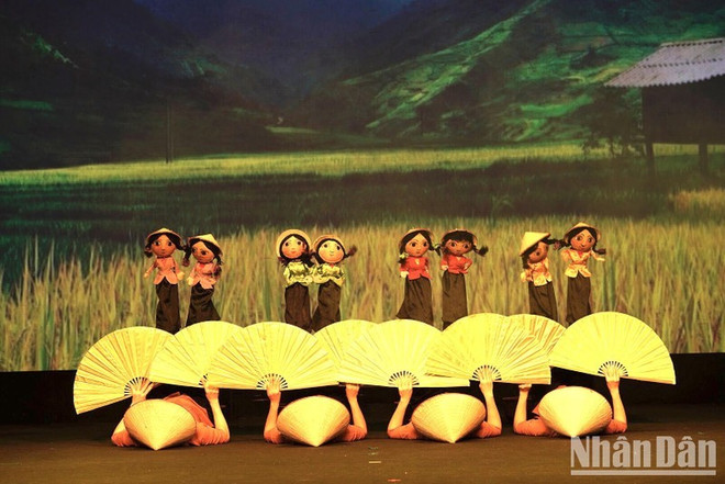 Marionetas vietnamitas en apertura del 36º Congreso Mundial del Teatro ảnh 1 Marionetas vietnamitas en apertura del 36º Congreso Mundial del Teatro ảnh 1