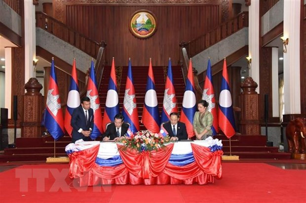 Partidos gobernantes de Laos y Camboya fortalecen cooperación ảnh 1 Partidos gobernantes de Laos y Camboya fortalecen cooperación ảnh 1