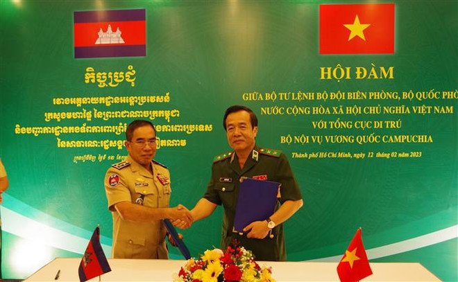 Vietnam y Camboya robustecen cooperación en defensa fronteriza ảnh 1 Vietnam y Camboya robustecen cooperación en defensa fronteriza ảnh 1