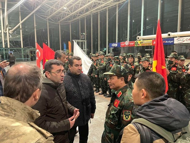 Rescatistas militares vietnamitas se unen a la búsqueda de víctimas del terremoto en Turquía ảnh 1 Rescatistas militares vietnamitas se unen a la búsqueda de víctimas del terremoto en Turquía ảnh 1
