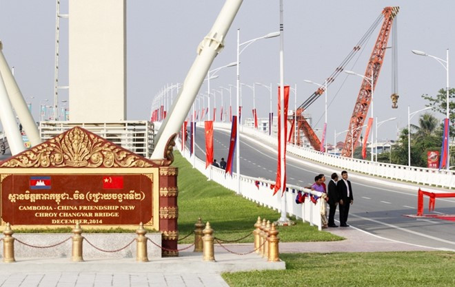 Camboya y China por alcanzar cinco mil millones de dólares en intercambios comercial ảnh 1