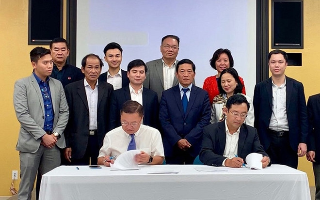 Firman acuerdo sobre asistencia financiera a emprendedores vietnamitas ảnh 1