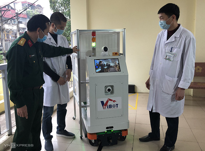 Vietnam por emplear robot de transporte en áreas de cuarentena ảnh 1