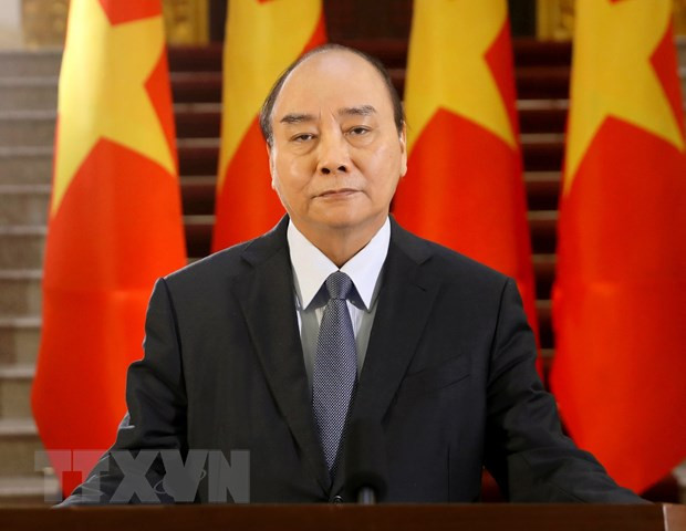 Premier de Vietnam exige velar por cumplimiento de medidas en lucha contra el COVID-19 ảnh 1