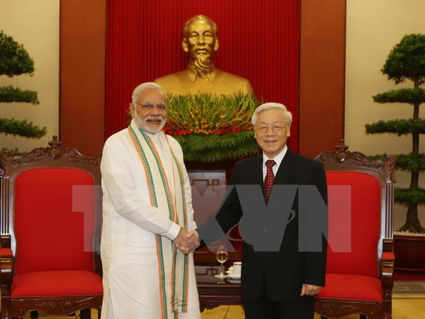 Máximo dirigente partidista de Vietnam recibe al premier indio ảnh 1 Máximo dirigente partidista de Vietnam recibe al premier indio ảnh 1