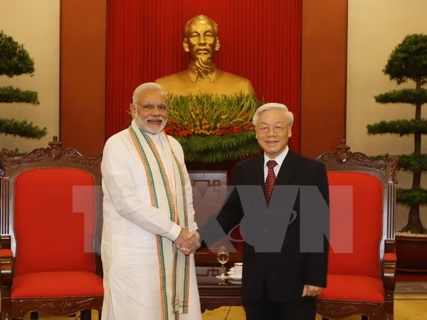 Máximo dirigente partidista de Vietnam recibe al premier indio ảnh 1