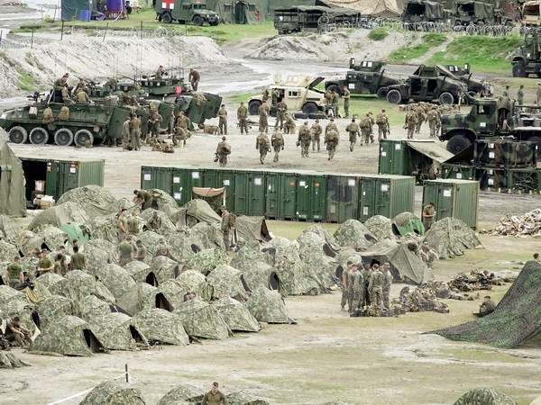 Juez filipino urge reanudación de patrullaje conjunto con EE.UU. en el Mar del Este ảnh 1