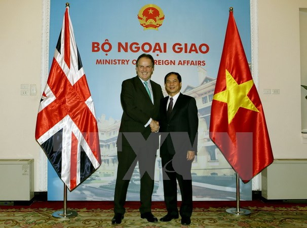 Destaca Secretario de Estado británico oportunidades de cooperación en Vietnam ảnh 1 Destaca Secretario de Estado británico oportunidades de cooperación en Vietnam ảnh 1