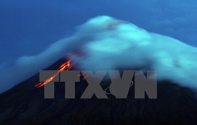 Filipinas eleva el nivel de alerta por actividad de volcán en Albay ảnh 1