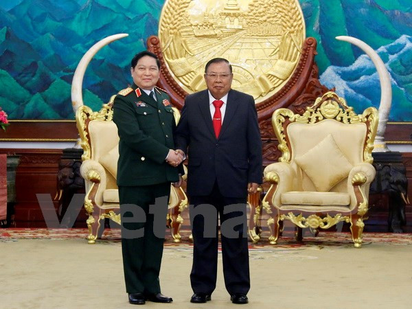 Fortalecen nexos Vietnam-Laos en defensa ảnh 1