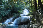 Cascada Nam Luc deslumbra con su belleza majestuosa en la provincia de Lai Chau 