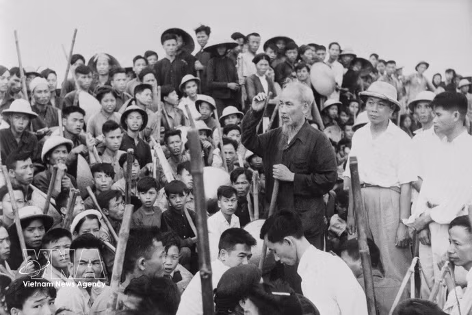 Actualidad: Vietnam y el mundo homenajean a Ho Chi Minh en el 136 aniversario de su natalicio