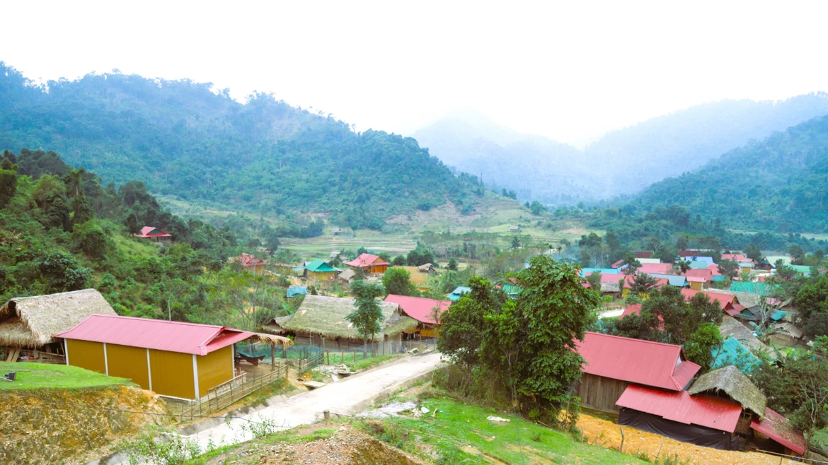 Ritmo de vida de la etnia Dan Lai en la selva de Pu Mat