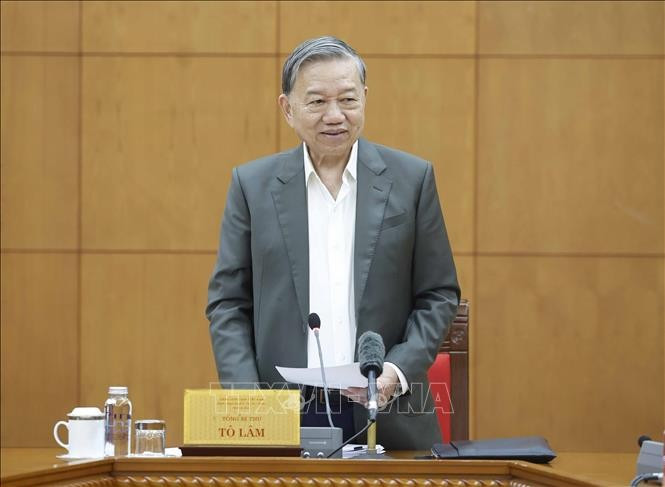 El secretario general del Partido Comunista de Vietnam, To Lam, habla en el evento. (Fuente: VNA)